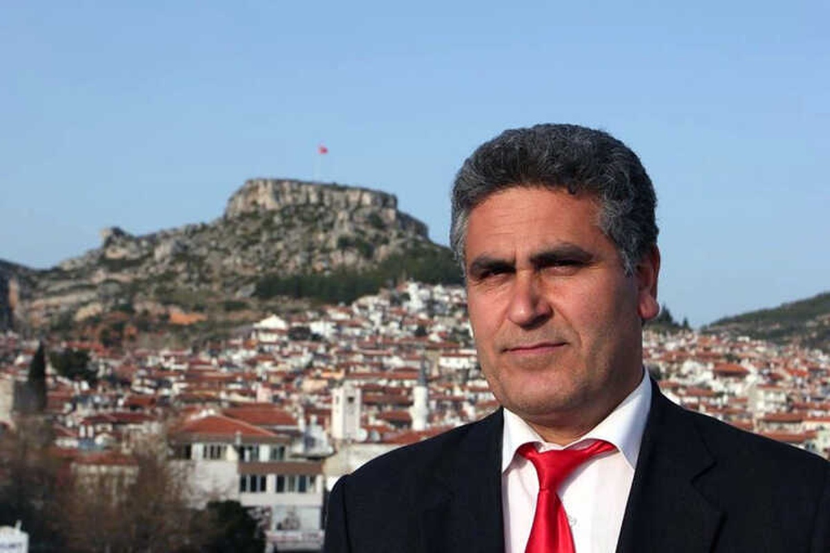 Türkücü Emekli İmam Fetö\'den Tutuklandı