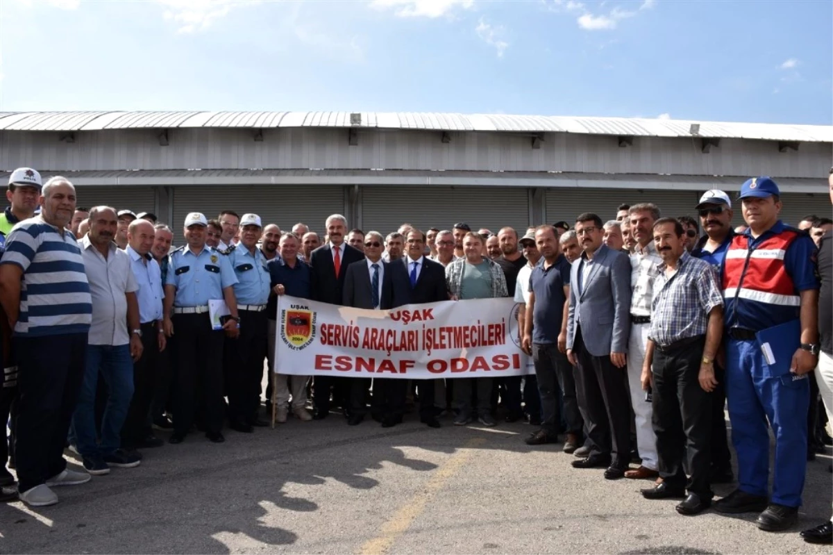 Uşak\'ta Öğrenci Taşımacılığı Yapan Servis Araçları Denetlendi