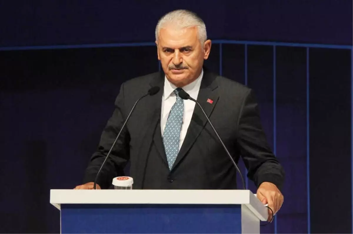 Binali Yıldırım: \'\'Yaşadığımız Sıkıntılar Geçicidir, Tedavi Edilecek Niteliktedir"