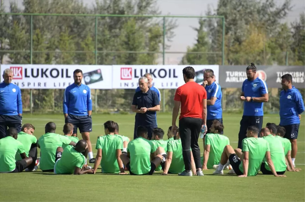 Atiker Konyaspor\'da Fenerbahçe Maçı Hazırlıkları