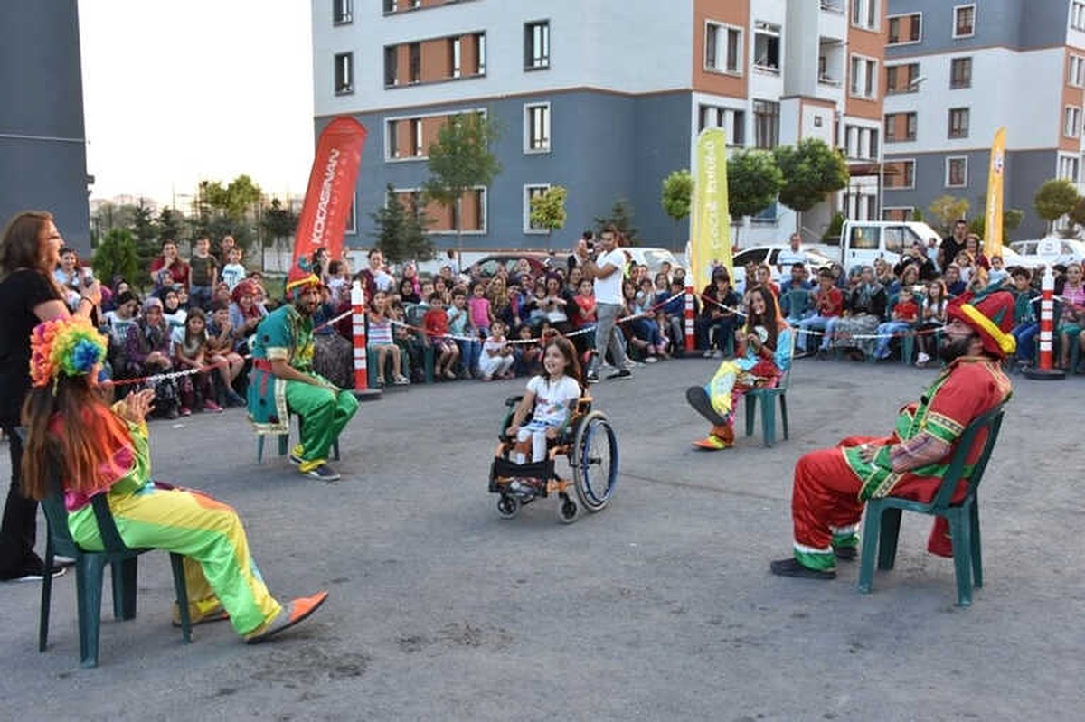 Kocasinan, Mutlu Etmek İçin Engel Tanımıyor