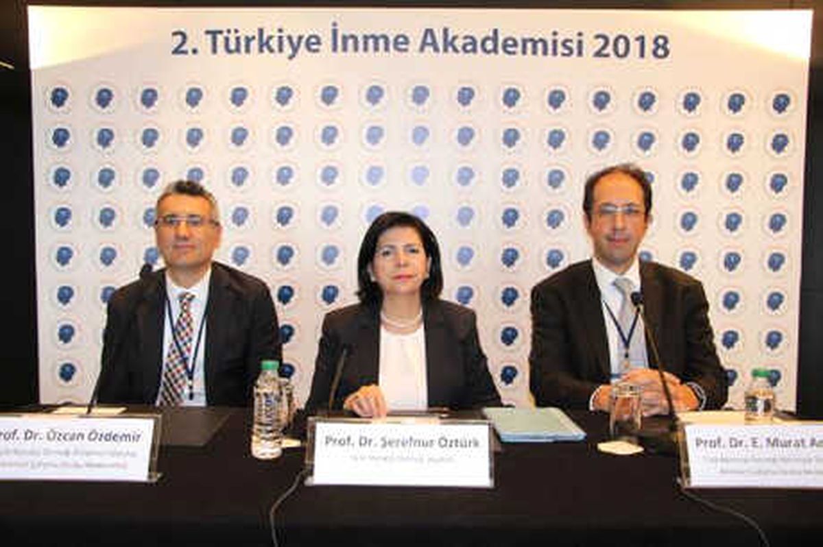 Sigaranın Dumanı İnme Riskini Yüzde 30 Arttırıyor"