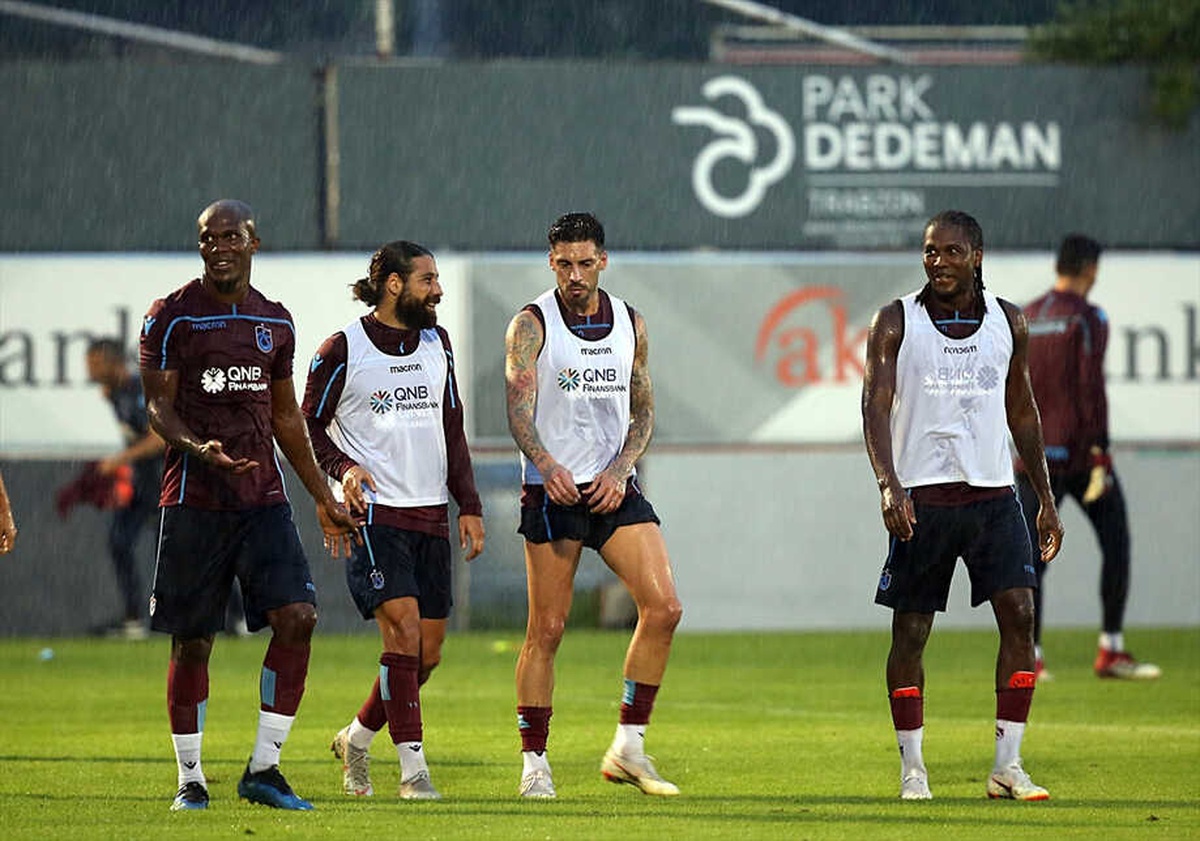 Trabzonspor, Aytemiz Alanyaspor Maçı Hazırlıklarını Sürdürdü