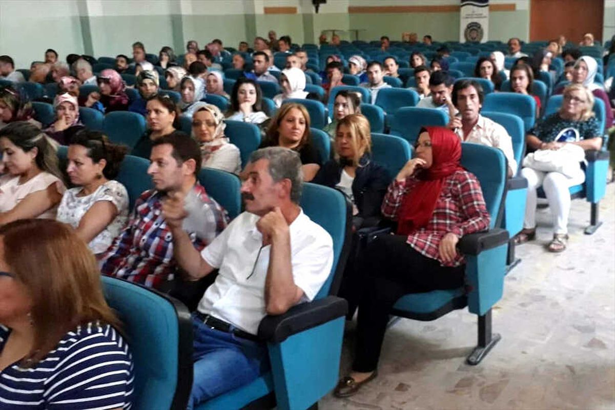 Elazığ\'da Öğretmenlere Trafik Eğitimi Verildi