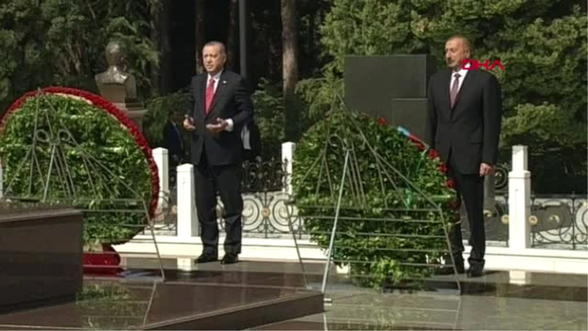 Erdoğan ve Aliyev, Haydar Aliyev\'in Mezarını Ziyaret Etti