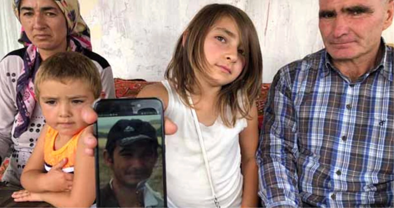 Ermenistan\'da Tutuklanan Umut\'un Türkiye\'ye Döneceği Haberi Ailesini Sevince Boğdu: Tayyip Dede Teşekkür Ederiz