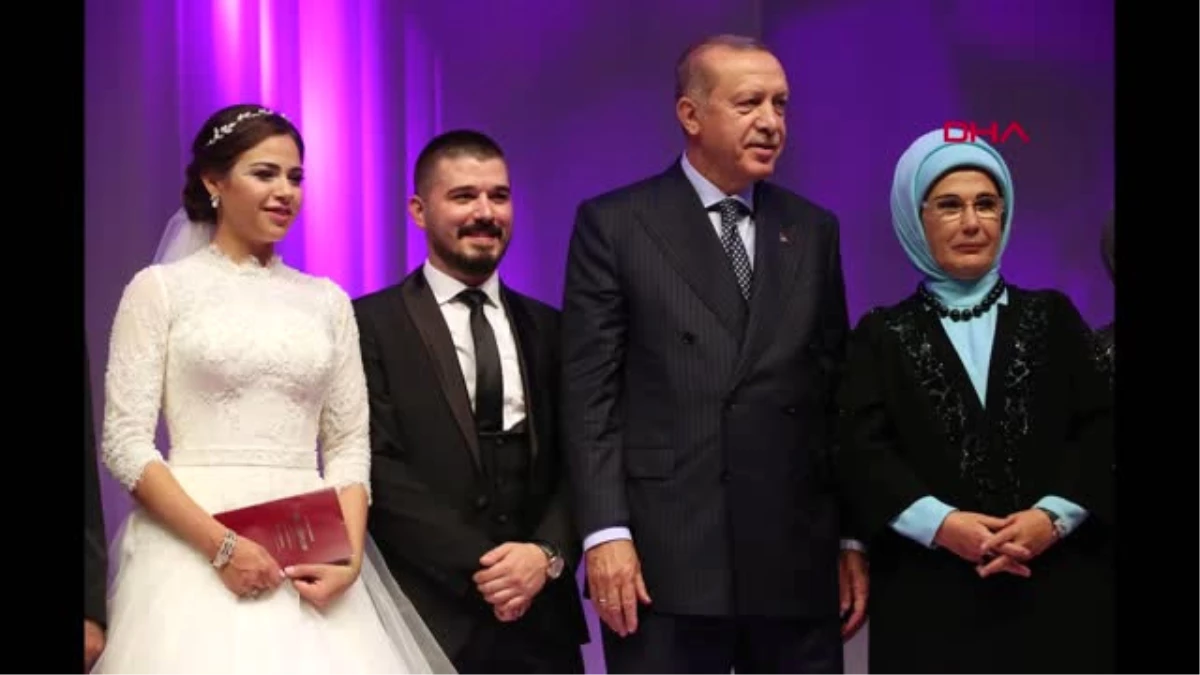 İstanbul Cumhurbaşkanı Erdoğan Nikah Şahidi Oldu