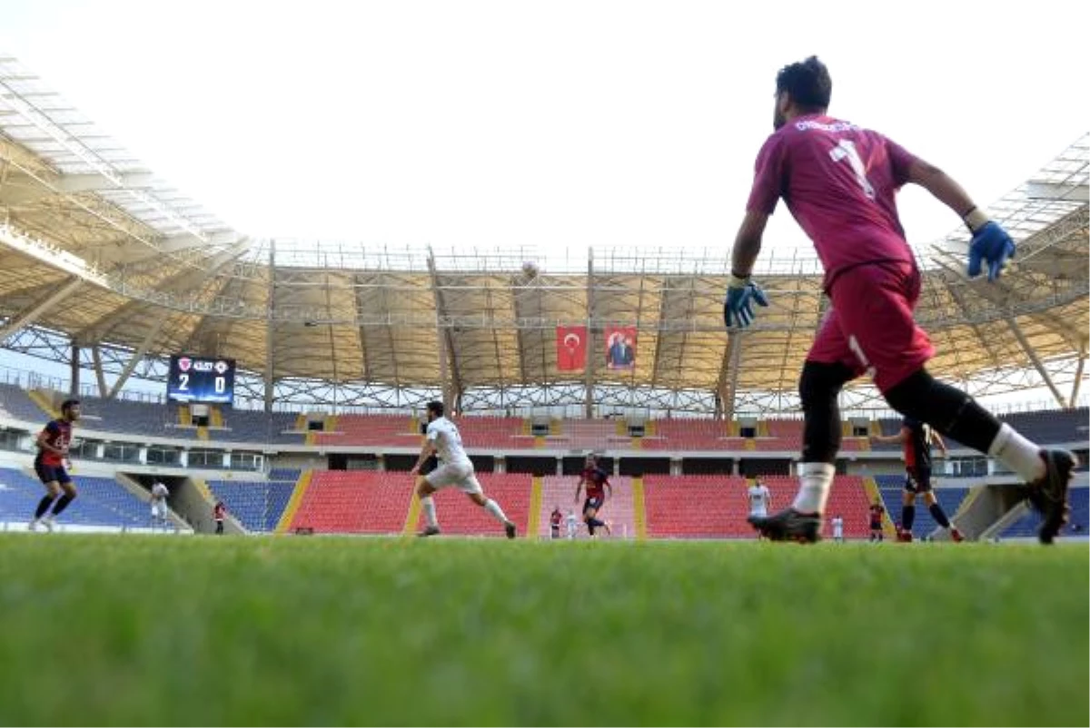 Mersin İdmanyurdu, 5 Yıldızlı Stadyumundaki İlk Amatör Maçını Kazandı