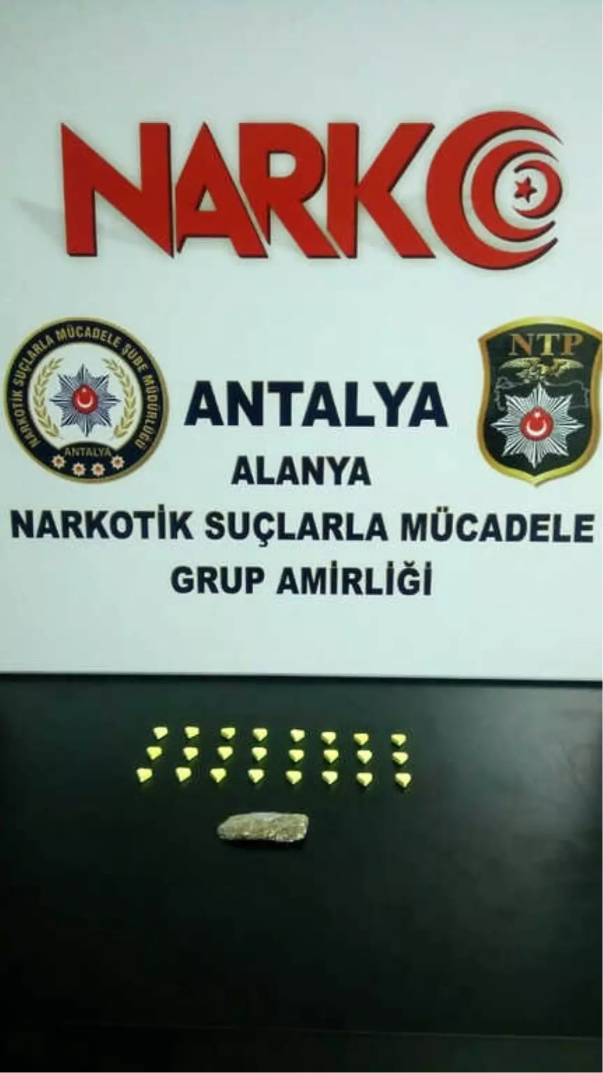 Alanya\'da Uyuşturucu Operasyonu: 2 Gözaltı