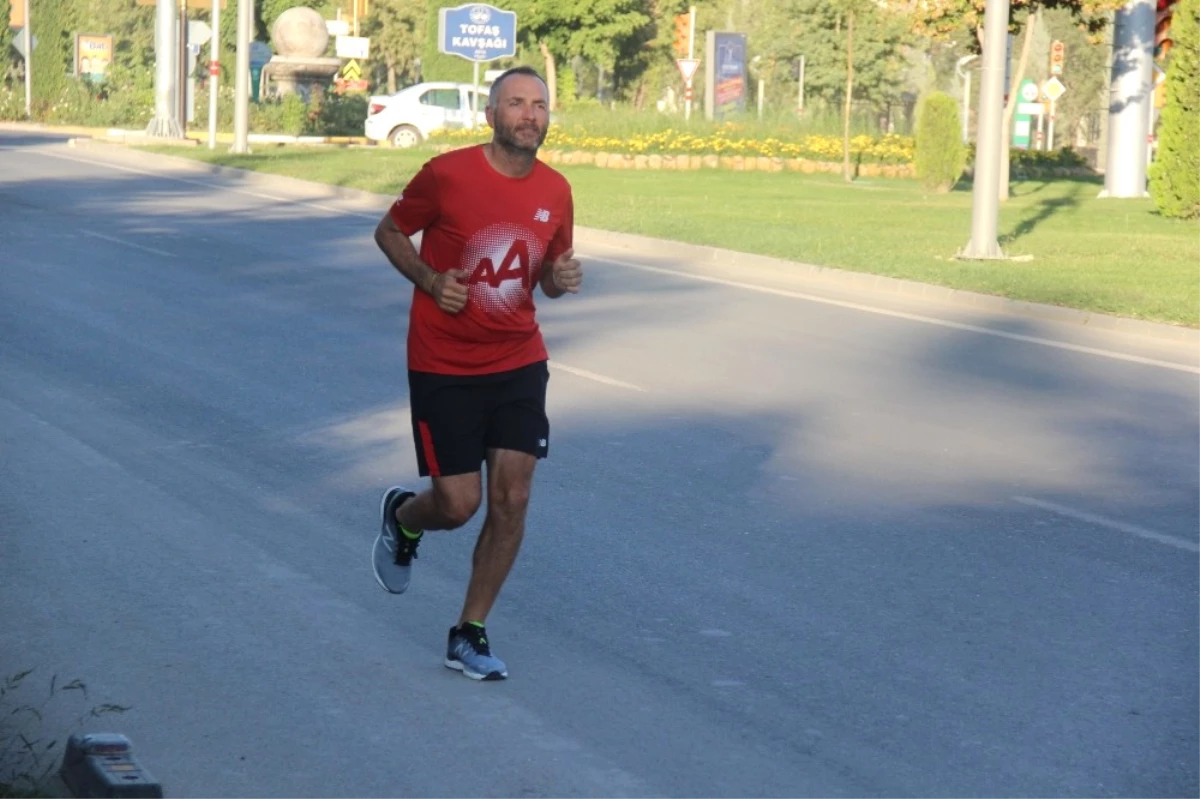 İyilik İçin Koşan Esnaf, 450 Kilometreyi Geride Bıraktı