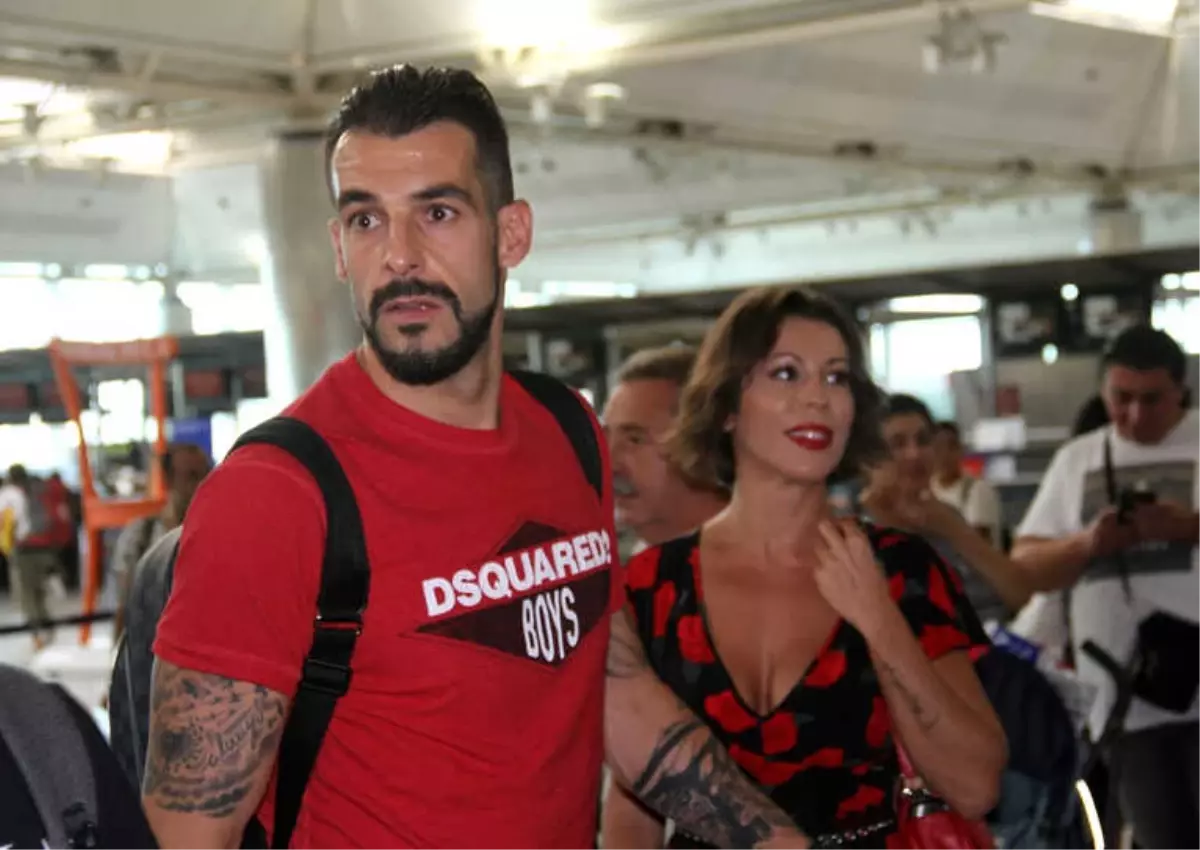 Negredo Dubai\'ye Gitti Ama Neden ?