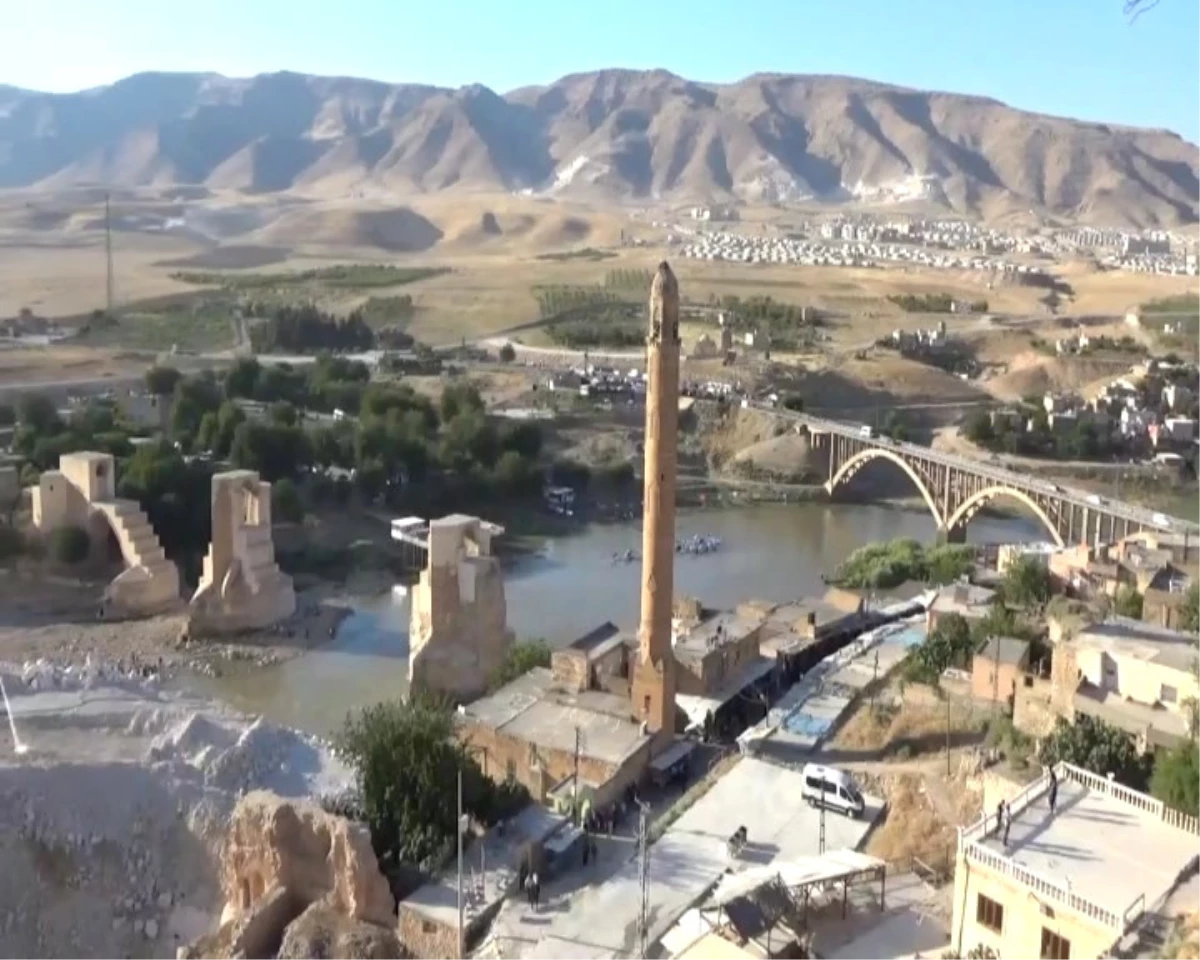 Son Demlerini Yaşayan Hasankeyf\'e Turist Akını