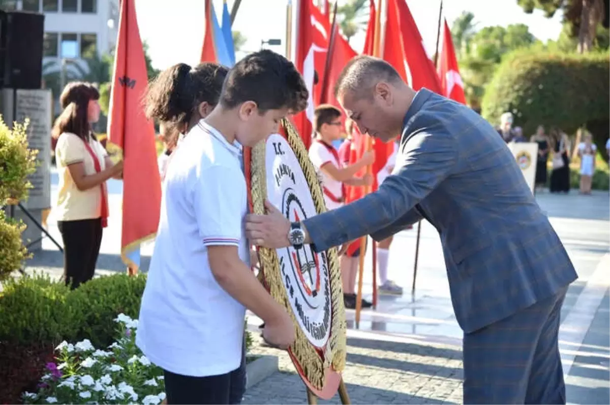 Alanya\'da 58 Bin Öğrenci Ders Başı Yaptı