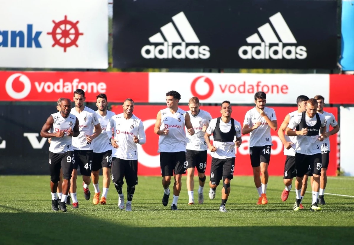 Beşiktaş\'ta Sarpsborg Maçı Hazırlıkları Başladı