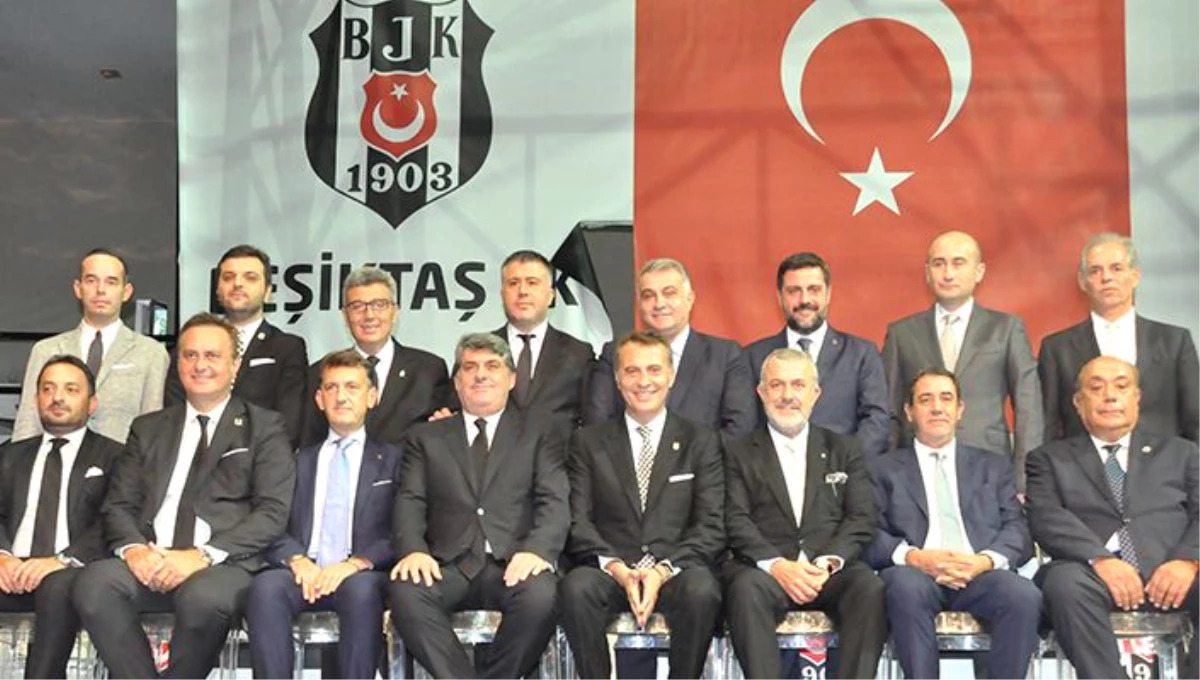 Beşiktaş\'ta Yeni Yönetim Kurulu İçin Mazbata Töreni Yapıldı