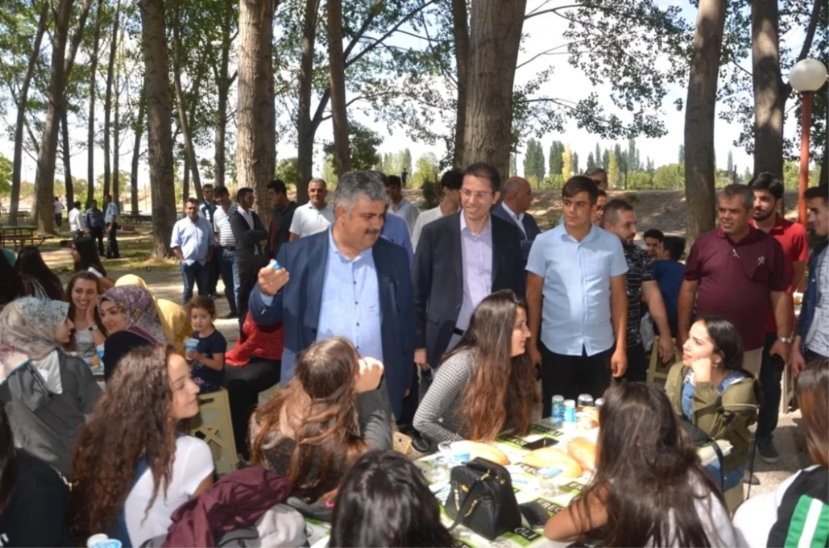 Ereğli Belediyesi Gençleri Piknikte Buluşturdu