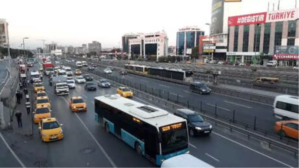 İstanbul\'da Trafik Durumu (1)