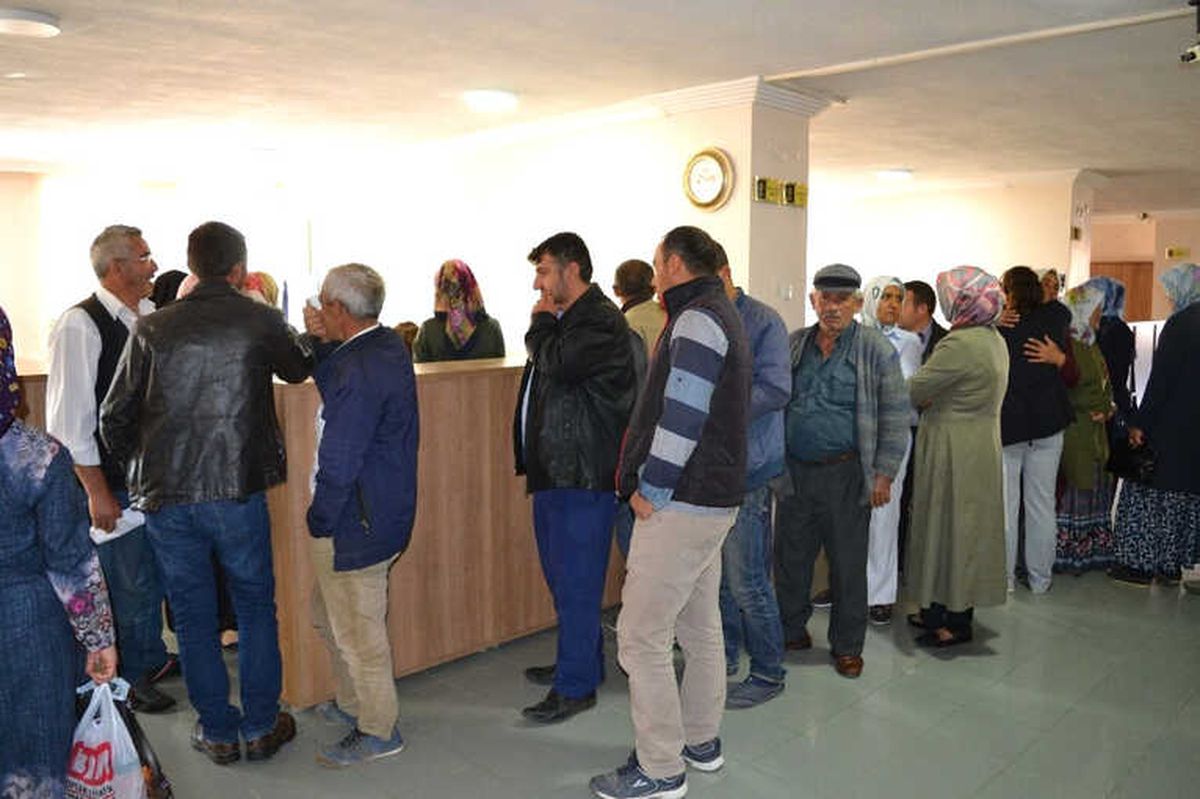 Kayıtların Başladığını Duyan İşkur\'a Koştu