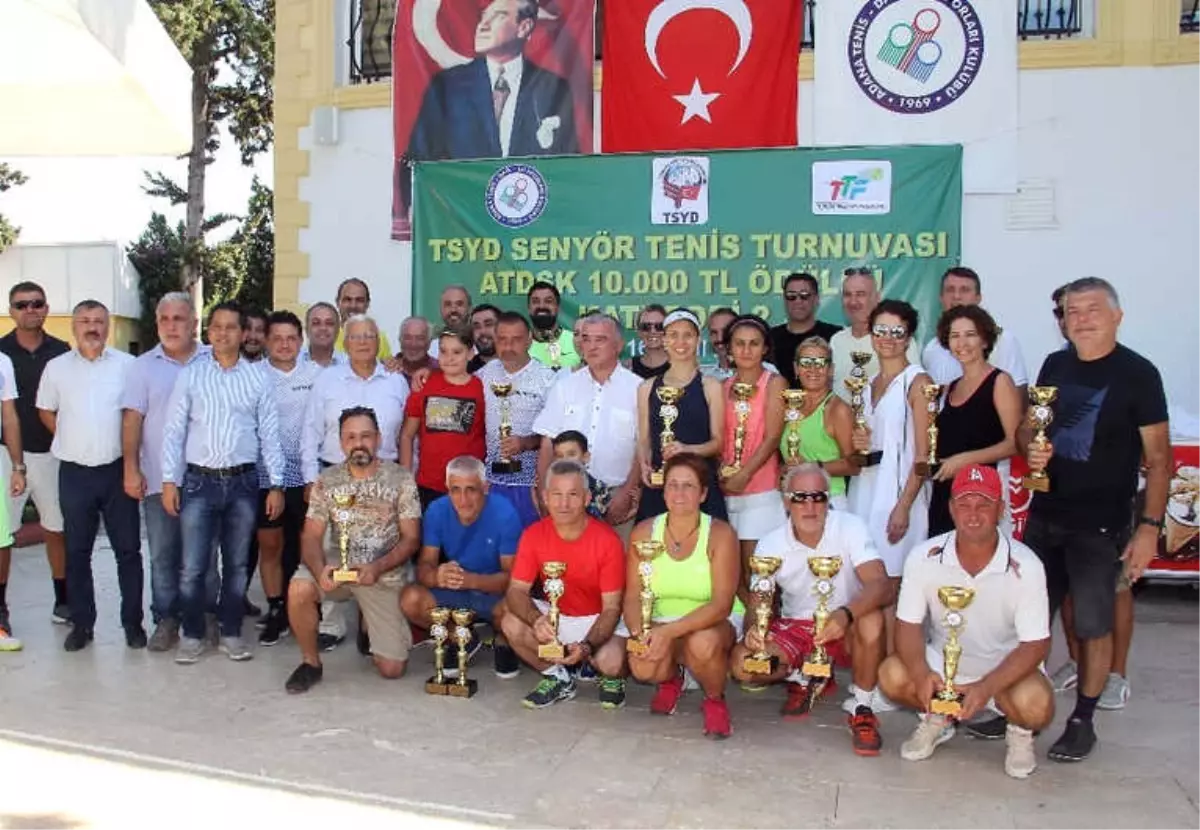 Senyör Tenisçiler Turnuvası\'nda Kupalar Sahiplerini Buldu