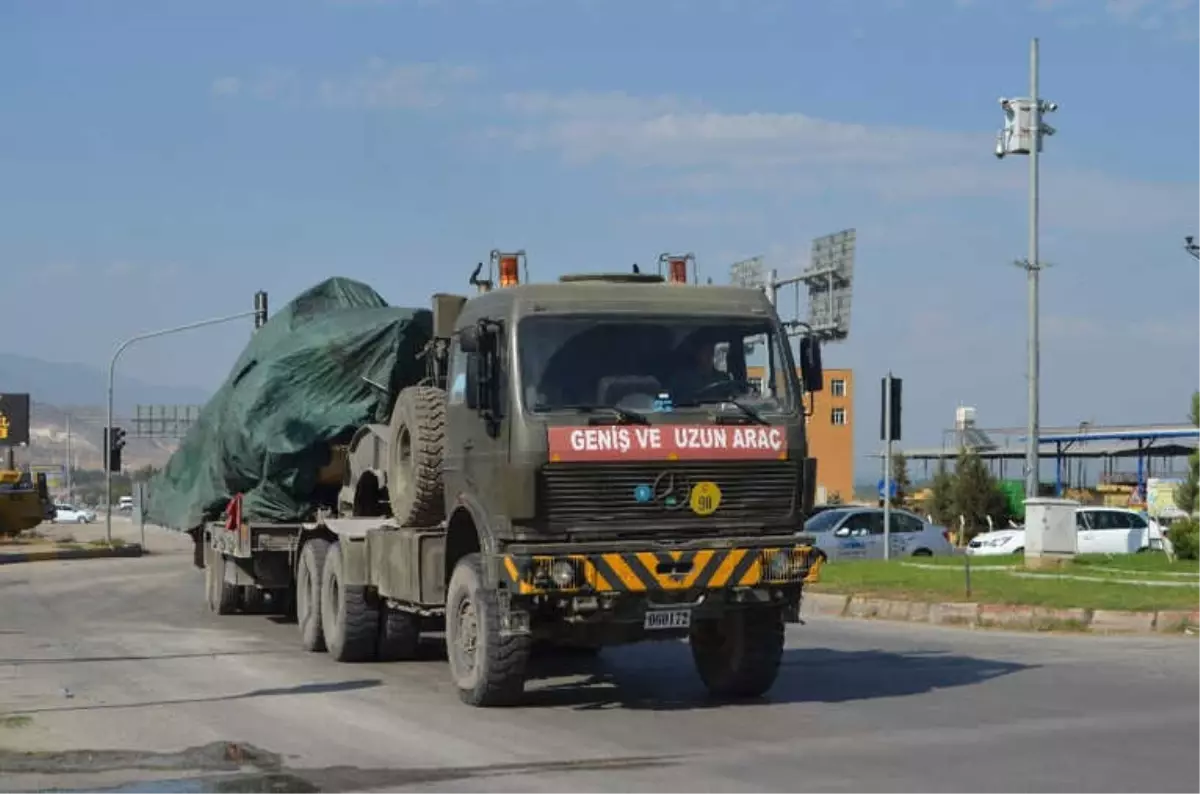 Sınır Birliklerine Askeri Sevkiyat Yapıldı