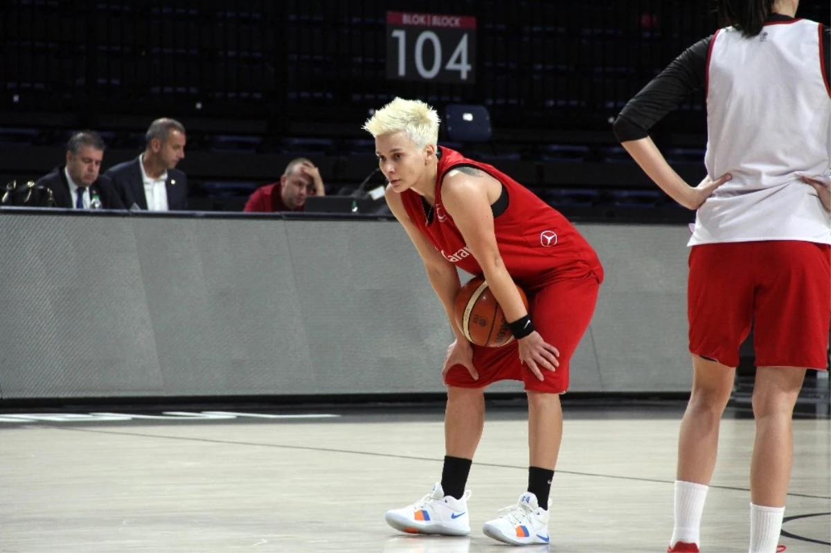 A Milli Kadın Basketbol Takımı\'nda, Dünya Şampiyonası Hazırlıkları Sürdü