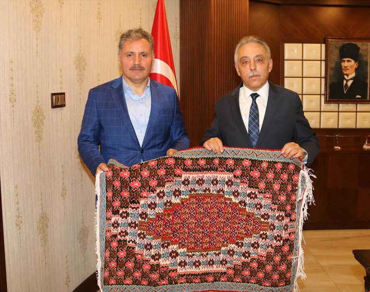 AK Parti Milletvekili Çakır\'dan Vali Toprak\'a Ziyaret