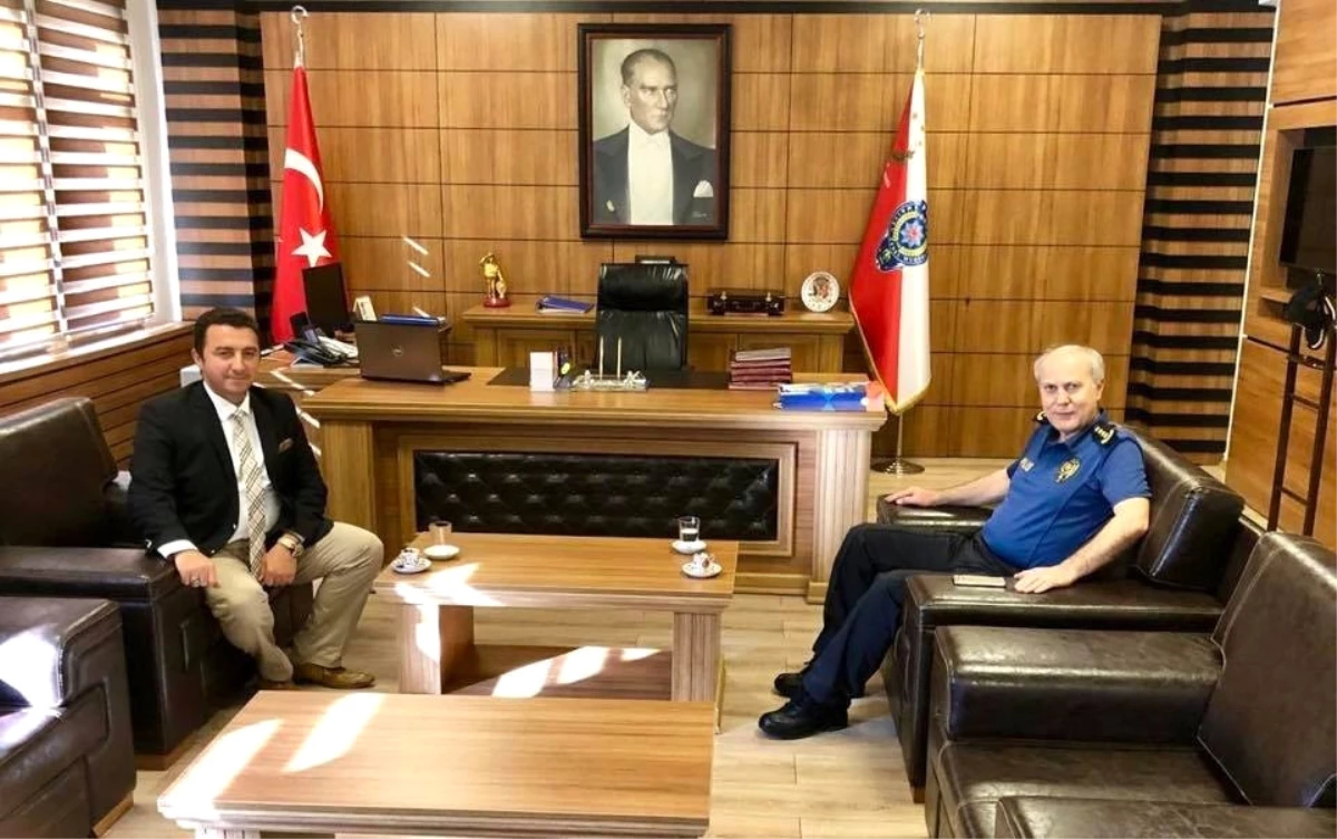Bozüyük Belediye Başkanı Fatih Bakıcı, İl Emniyet Müdürü Ertuğrul Namal\'ı Ziyaret Etti