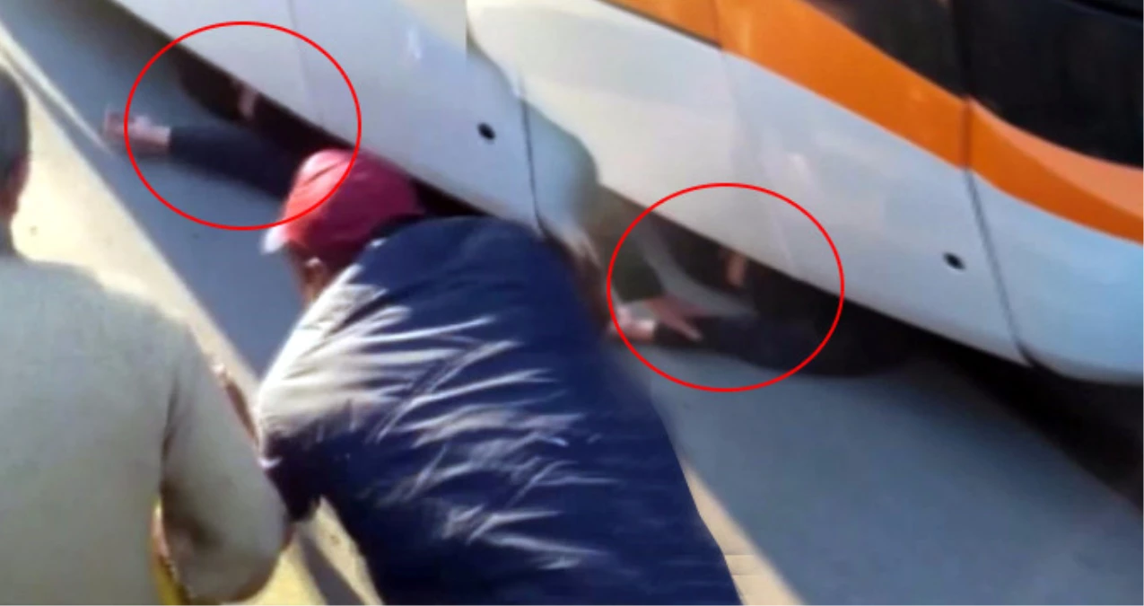 Eskişehir\'de, 17 Yaşındaki Genç Karşıya Geçerken Tramvayın Altında Kaldı! Dehşet Anları Kamerada
