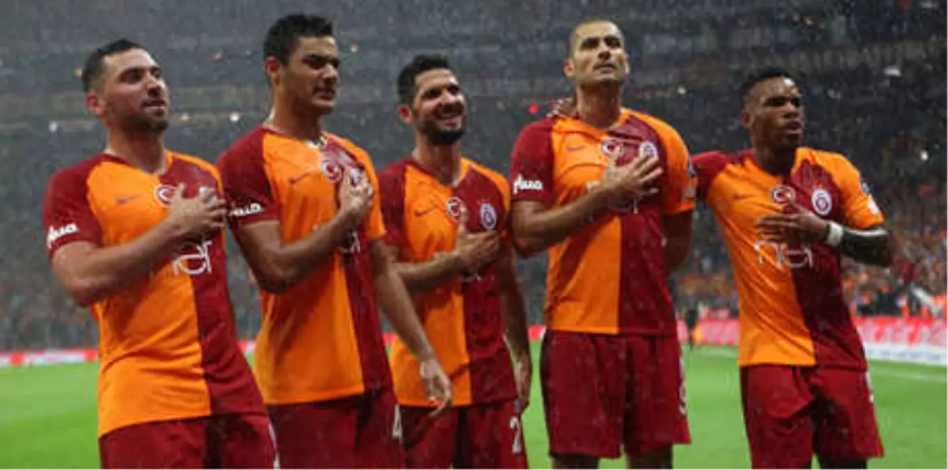 Galatasaray Averajla Liderliğe Yükseldi!