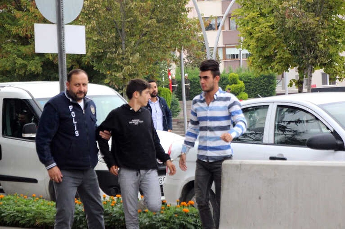 Hırsızlıktan Adliyeye Sevk Edilen 4 Kişi: "Zaten 1 Saat Sonra Çıkacağız"