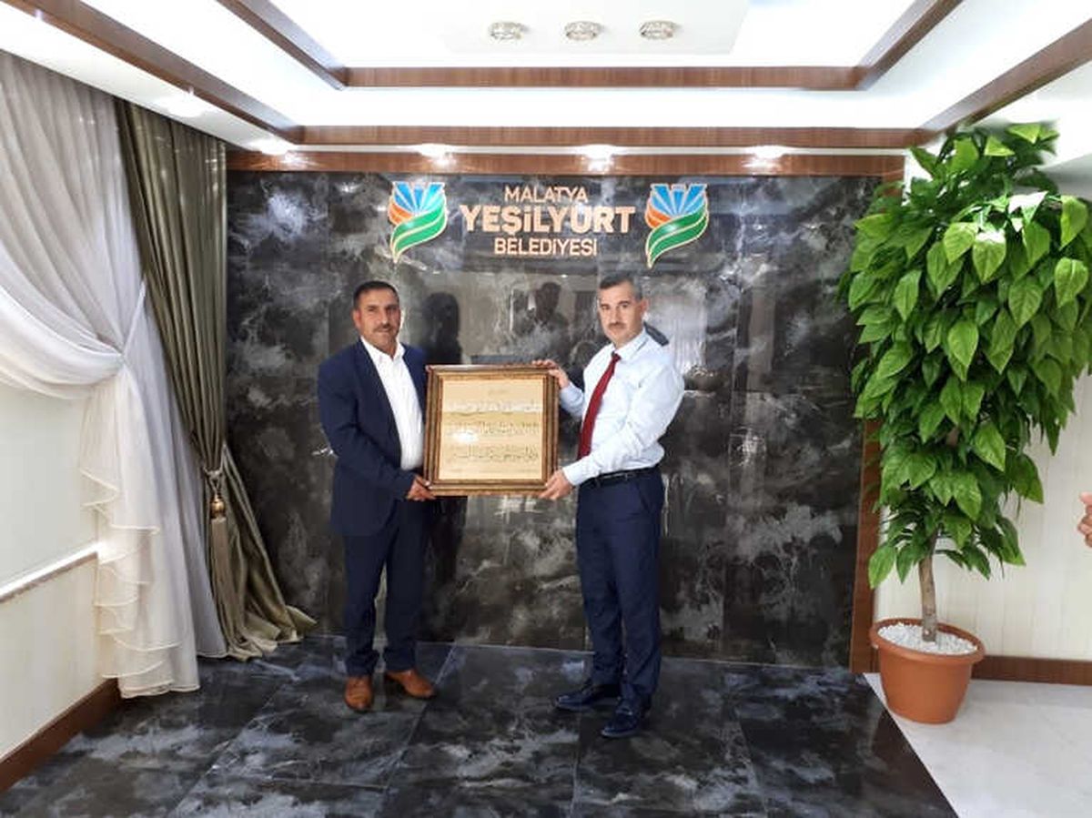 İşadamlarından Yeşilyurt Belediyesi\'ne Övgü