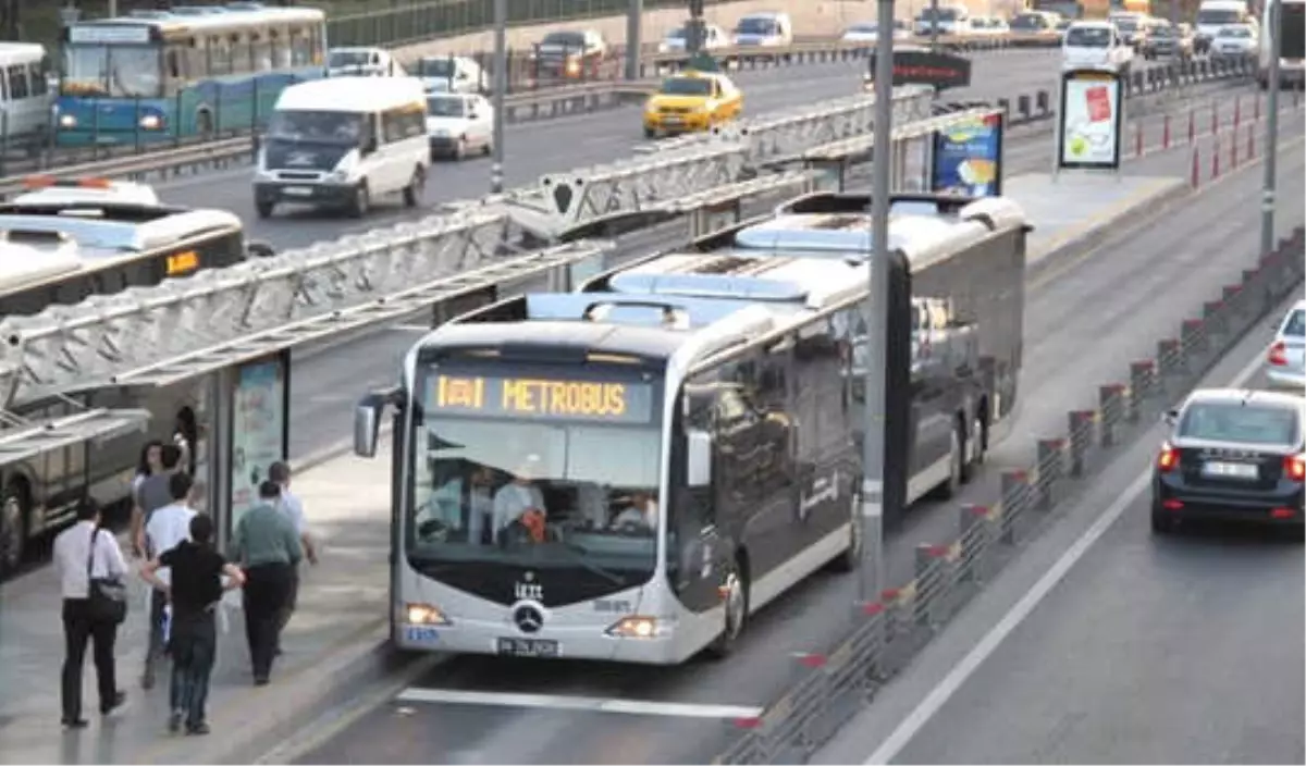 İstanbul\'da Toplu Ulaşıma 22 Eylül\'de Yüzde 50 İndirim