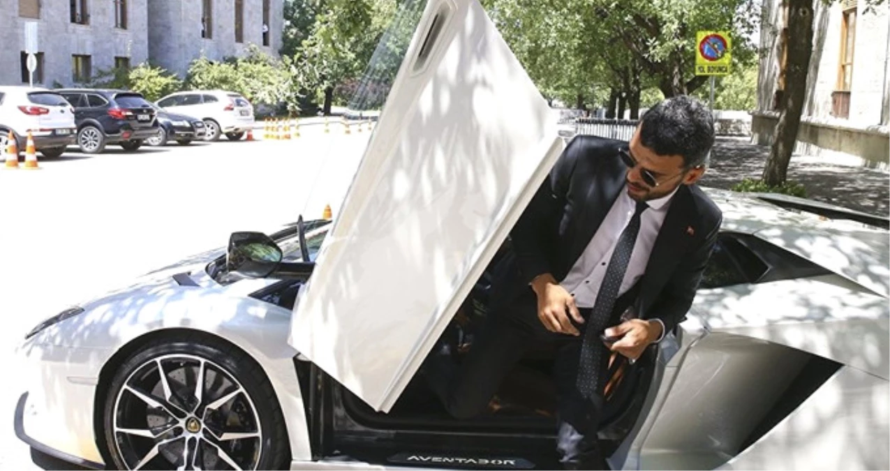 Kenan Sofuoğlu\'nun, Lamborghini Marka Otomobili Satışa Çıktı