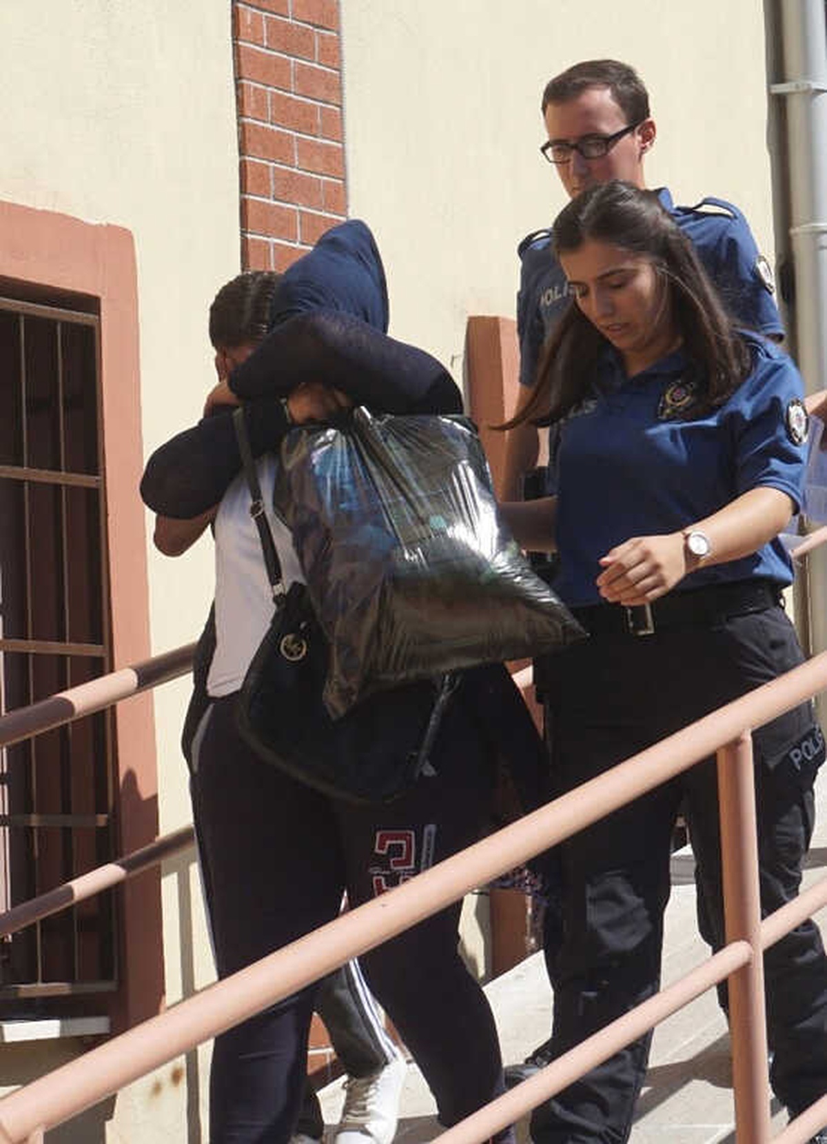 Kocaeli\'nden Sakarya\'ya Hırsızlık Yapmak İçin Geldiler