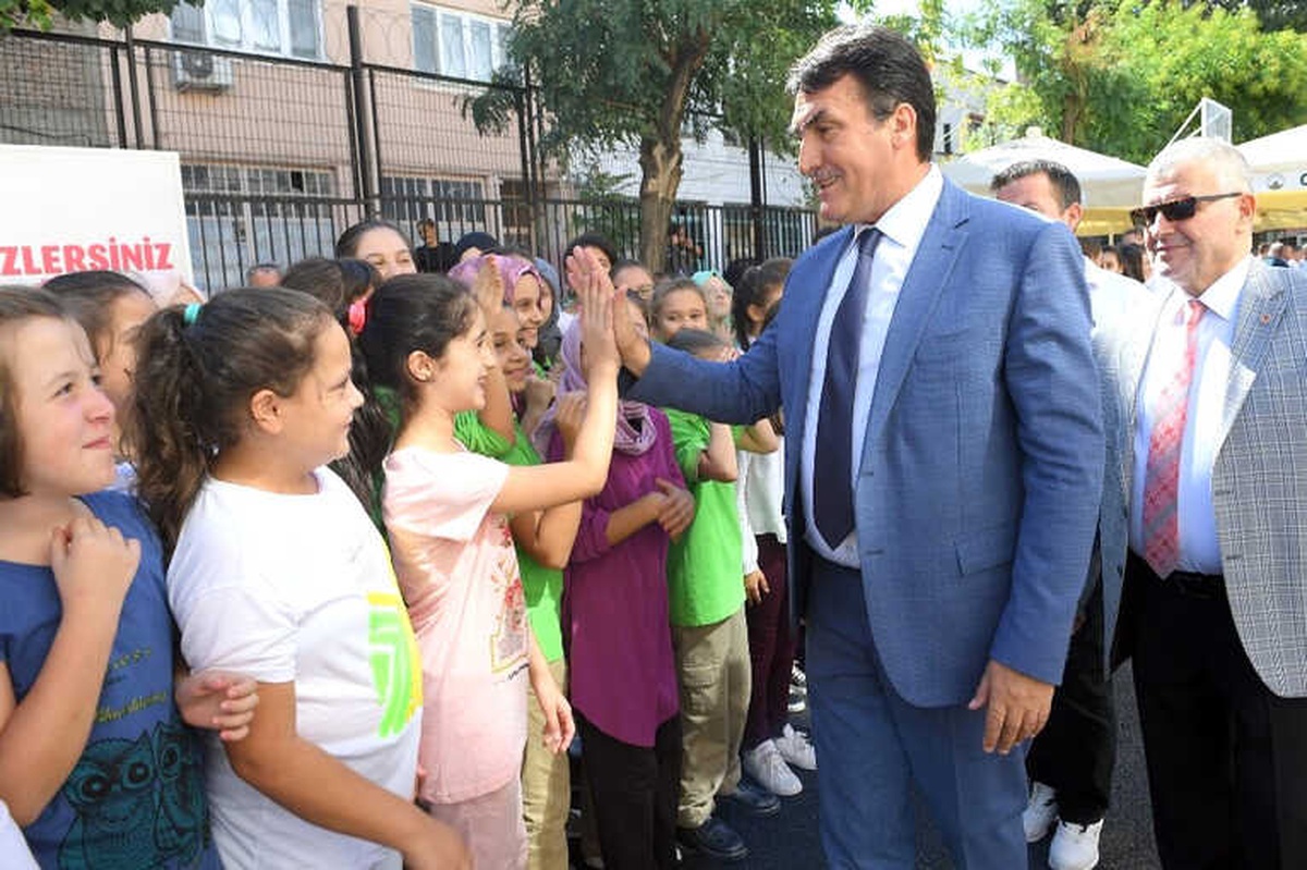 Osmangazi\'de Yeni Eğitim Yılı Hizmetle Başladı