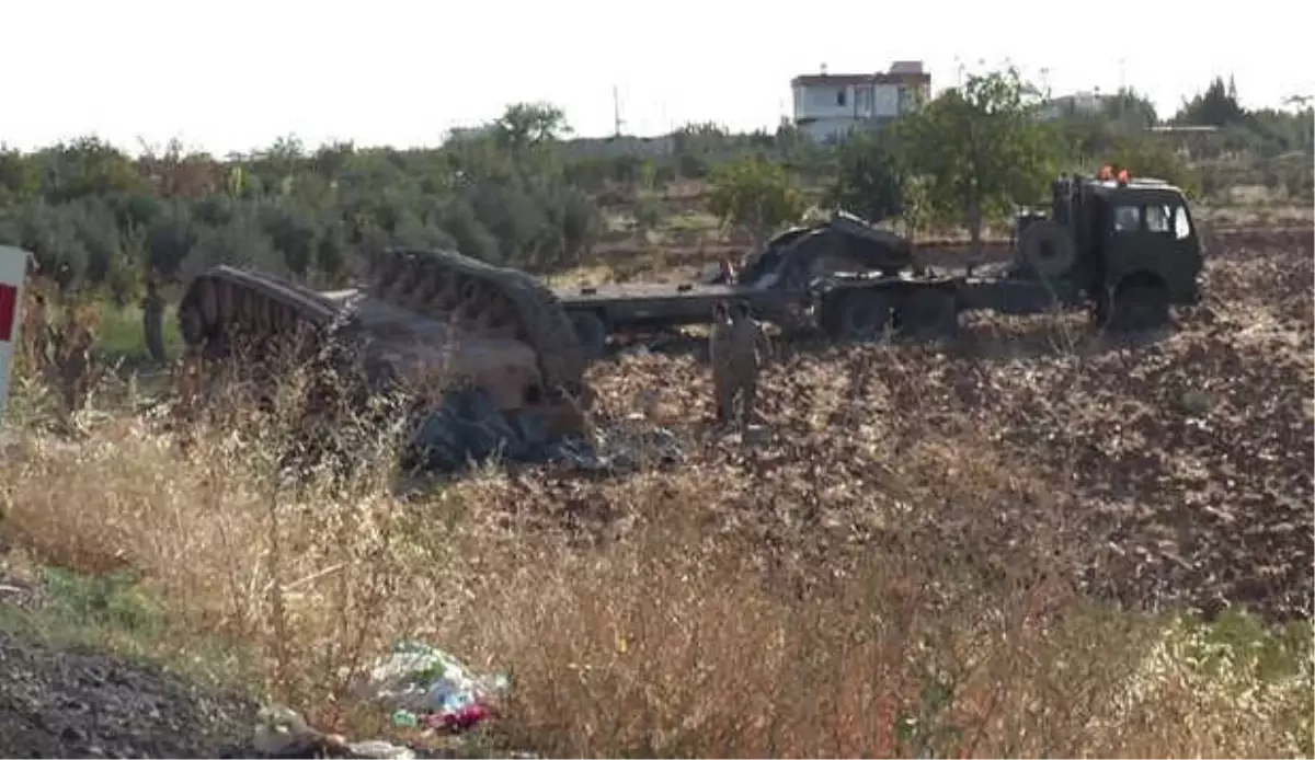 Tank Taşıyan Tır Tarlaya Uçtu: 1 Yaralı