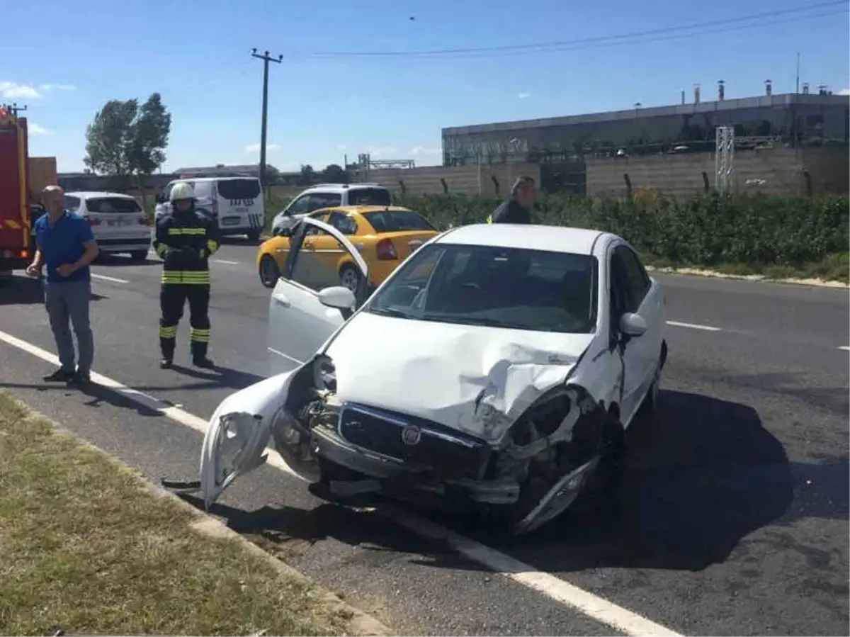 Tekirdağ\'da Trafik Kazası : 2 Yaralı