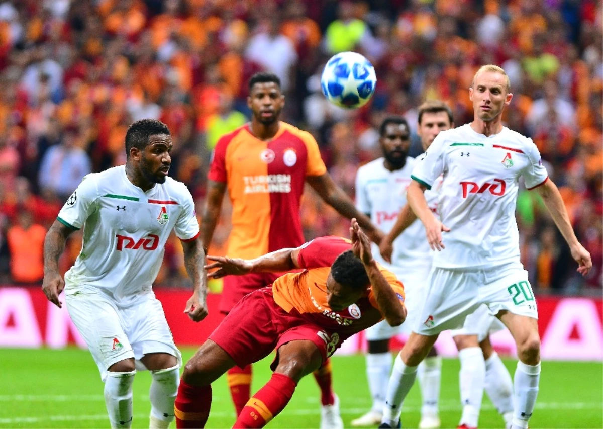 UEFA Şampiyonlar Ligi: Galatasaray: 1 - Lokomotiv Moskova: 0 (İlk Yarı)