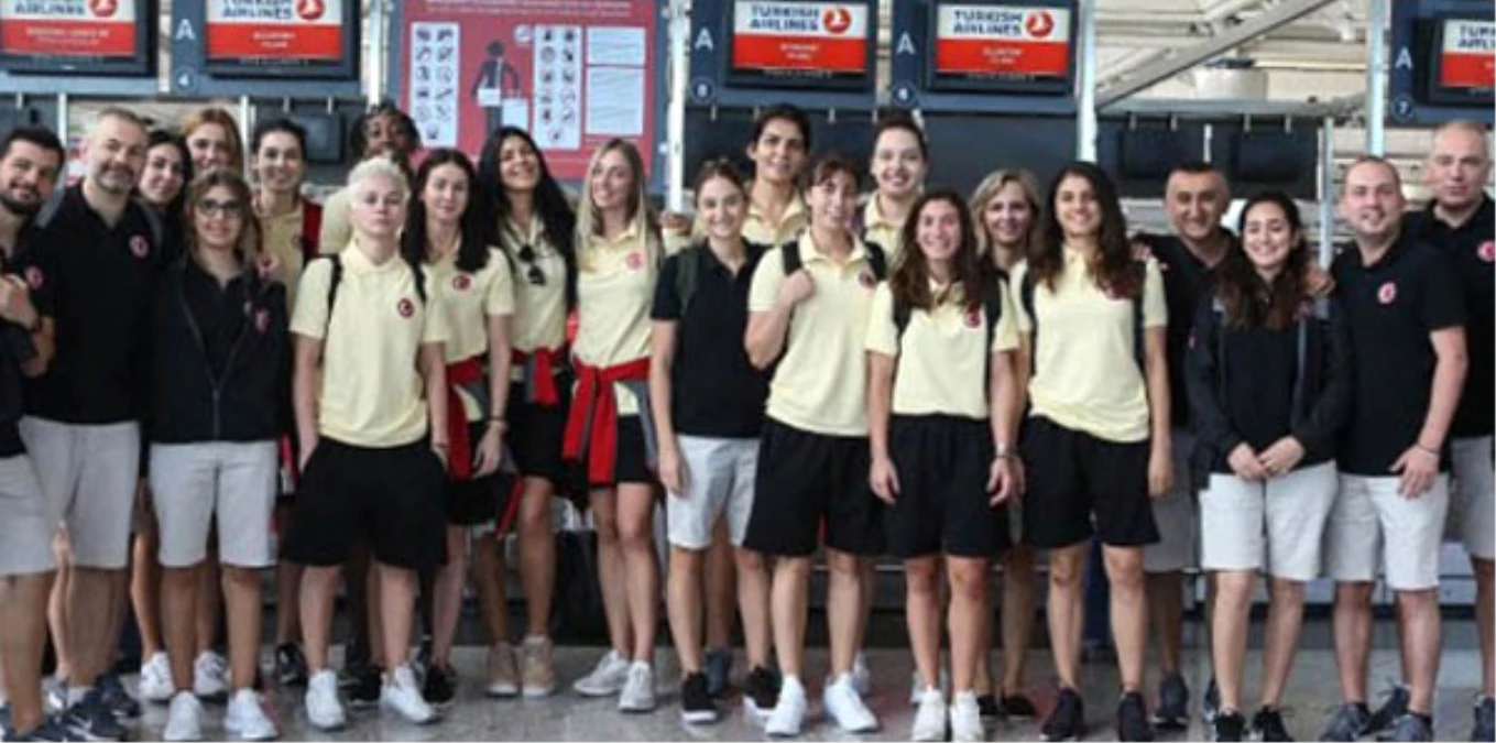 A Milli Kadın Basketbol Takımı, İspanya\'ya Gitti