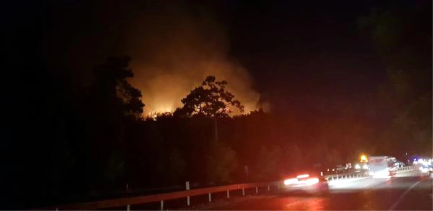 Antalya Kemer\'de Orman Yangını (1)