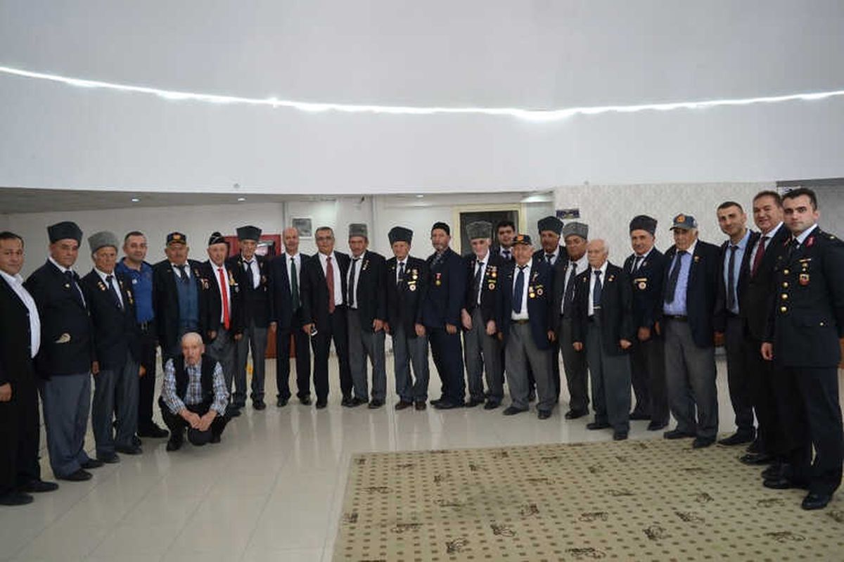 Başkan Bozkurt\'tan Gaziler Onuruna Yemek