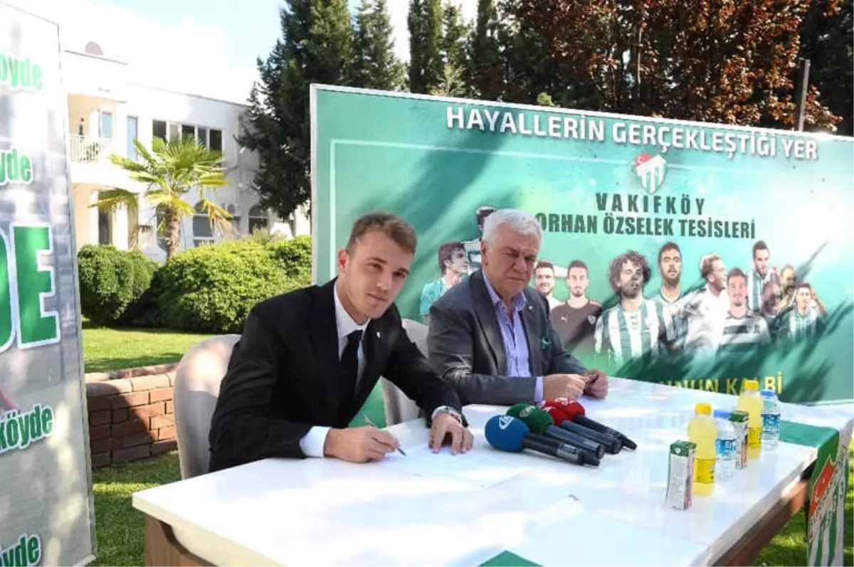 Bursaspor Ertuğrul Ersoy ile Sözleşme Uzattı