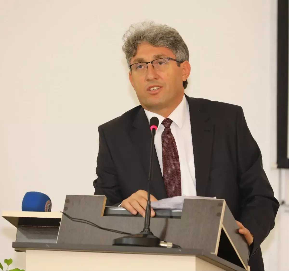 Erü Tıp Fakültesi\'nde Vefat Eden Emekli Öğretim Üyesi İçin Anma Programı Düzenlendi