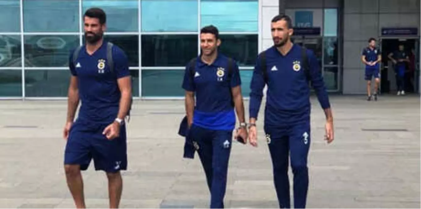 Fenerbahçe Kafilesi, Zagreb\'e Gitti