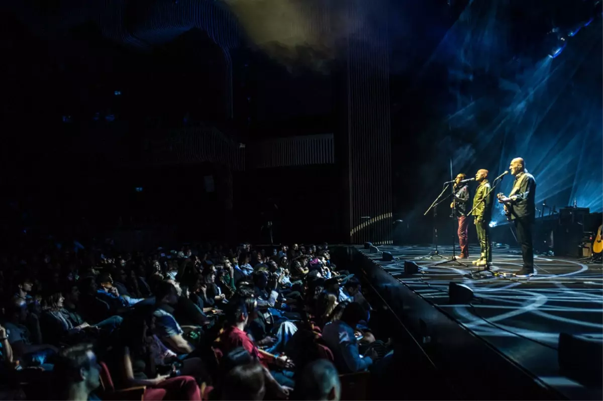 Fizy İstanbul Müzik Haftası\'nın İlk Gününde "MFÖ" Fırtınası