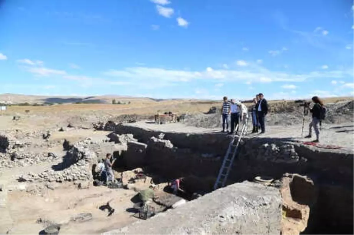 Fransa Bilimsel Araştırmalar Akademisi, Kültepe\'yi Belgesel Yapıyor