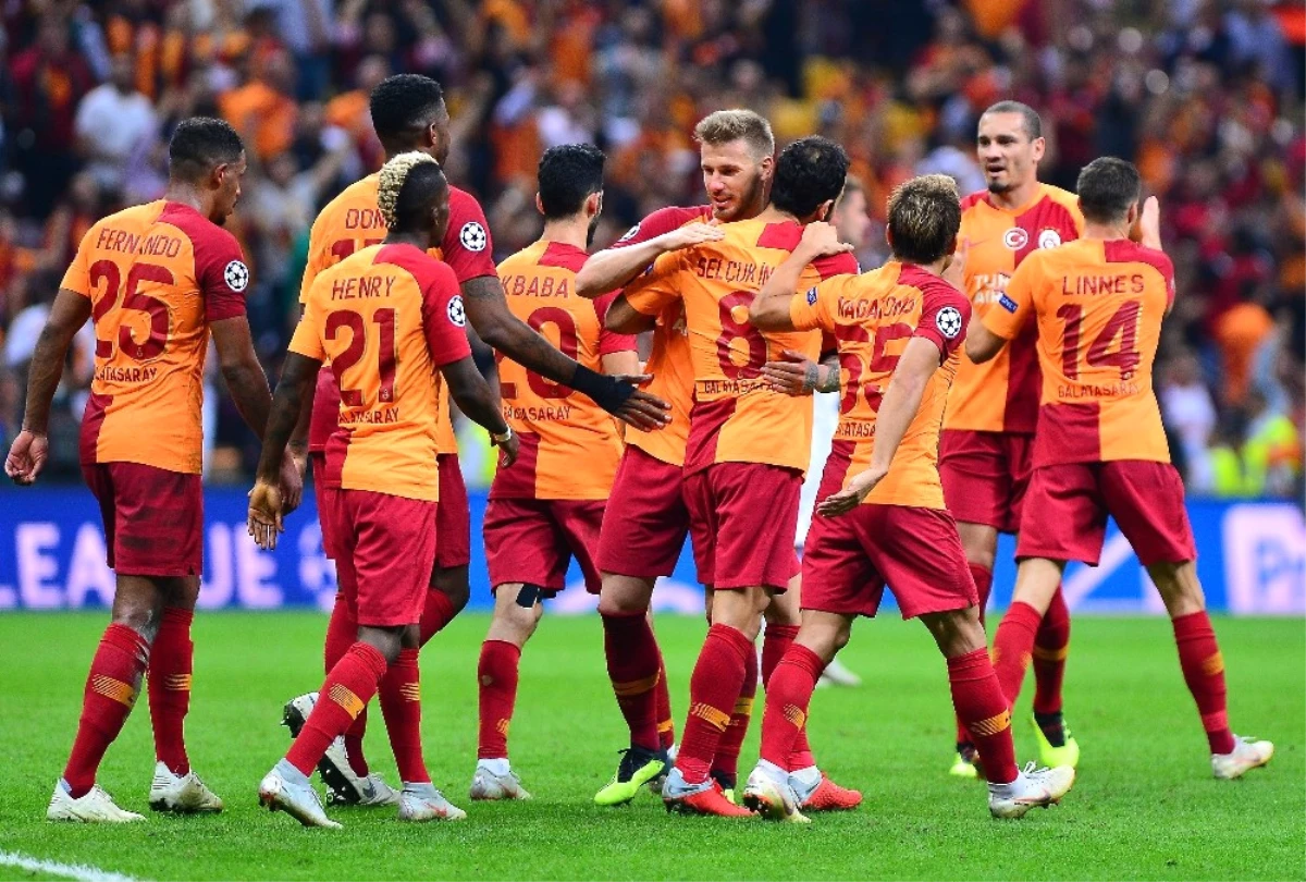 Galatasaray, Şampiyonlar Ligi\'ne 3 Yıl Sonra 3 Puanla Döndü