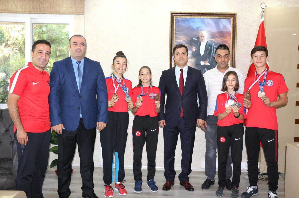 İl Müdürü Öztürk, Başarılı Tekvanducuları Kutladı