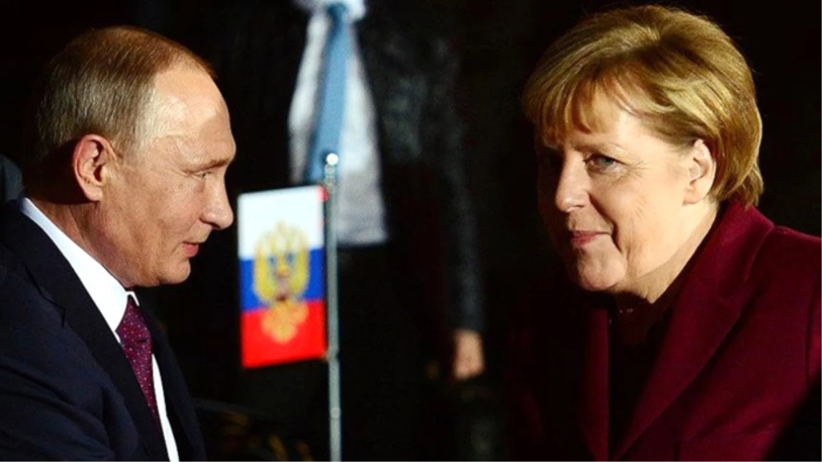 Putin ile Merkel Suriye\'yi Görüştü