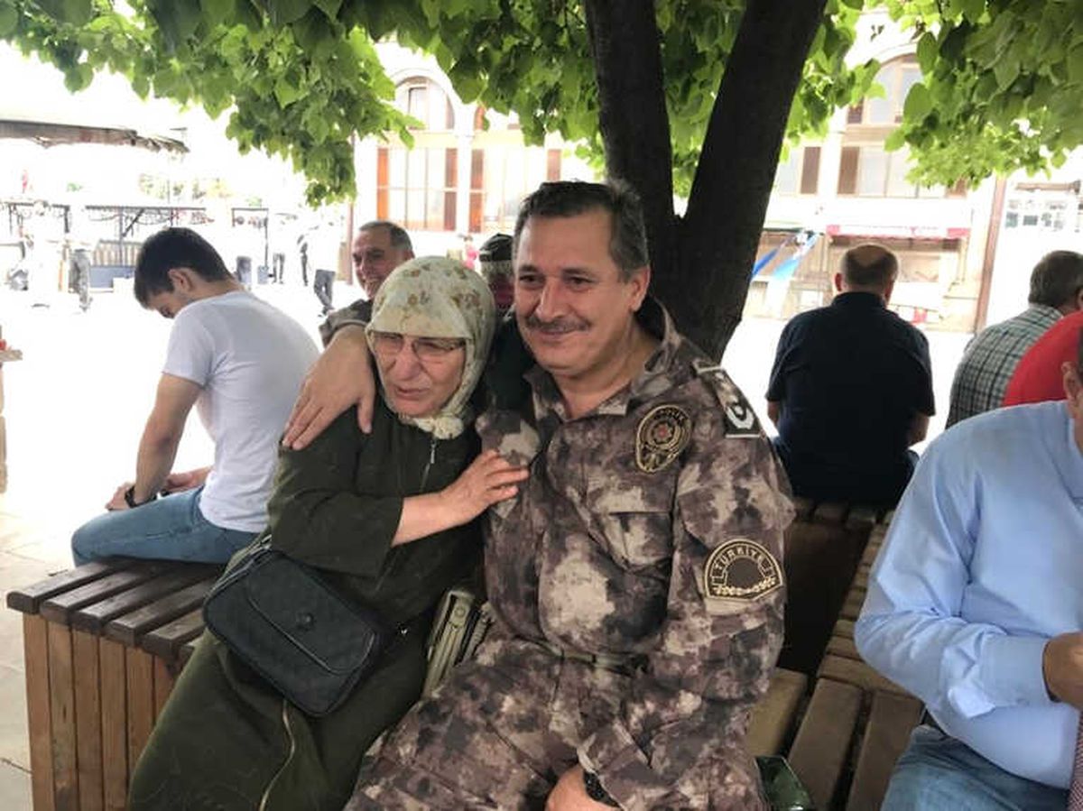 Trabzon İl Emniyet Müdürü Çevik Halkla İç İçe